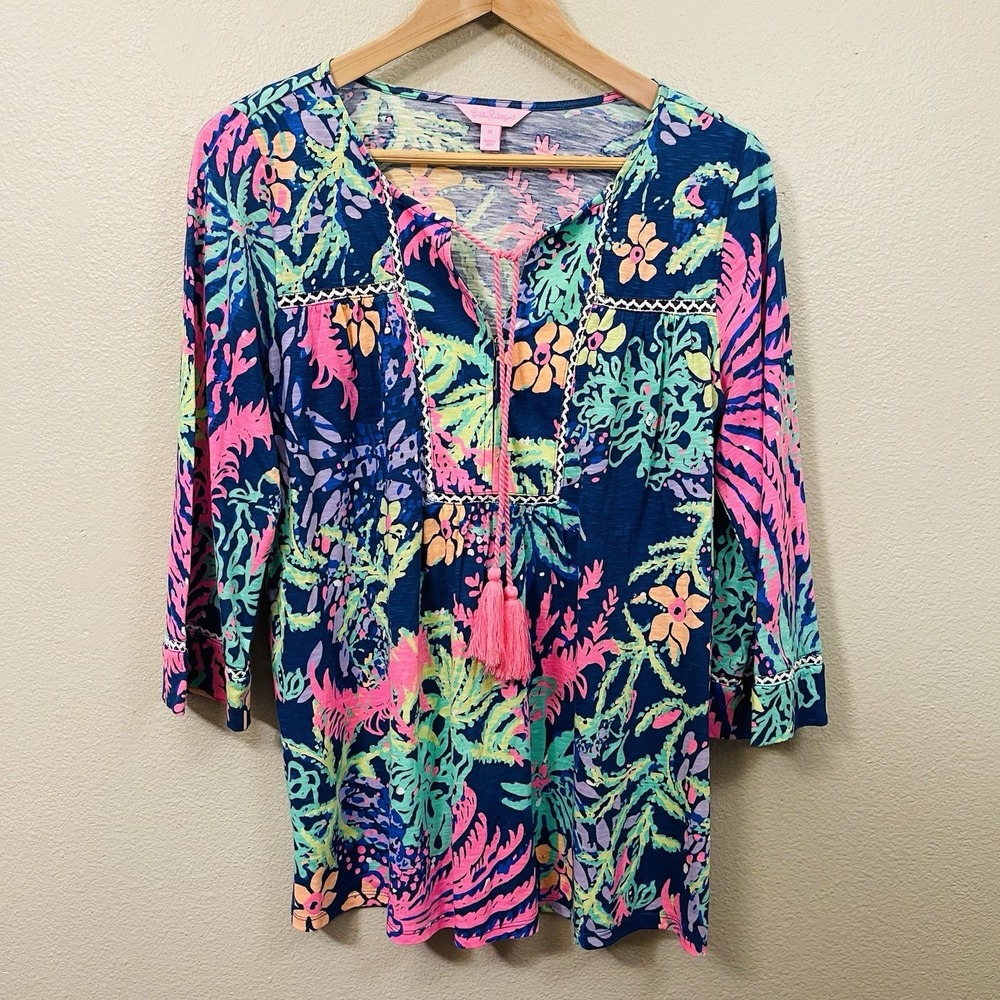 Lilly Pulitzer Floral Tunic Top 3/4 Sleeve Tassels Eyelet Detail Cotton Sz M